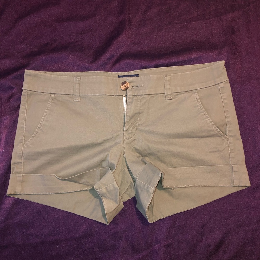 American Eagle Shorts - Olive Green